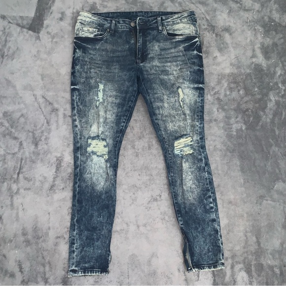 Young LA - 604 Extra Distressed Denim Jeans - Washed Blue - 34x30 - Picture 2 of 5